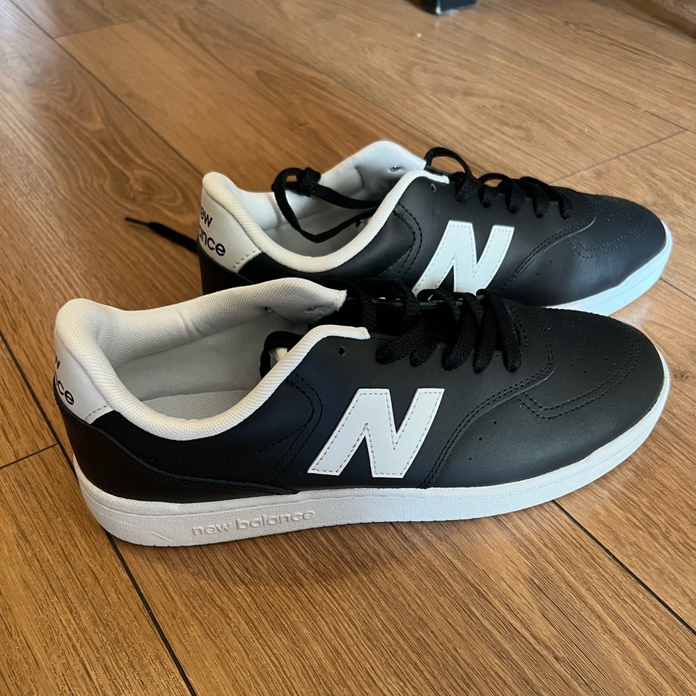Brand New Men’s New Balance Sneakers